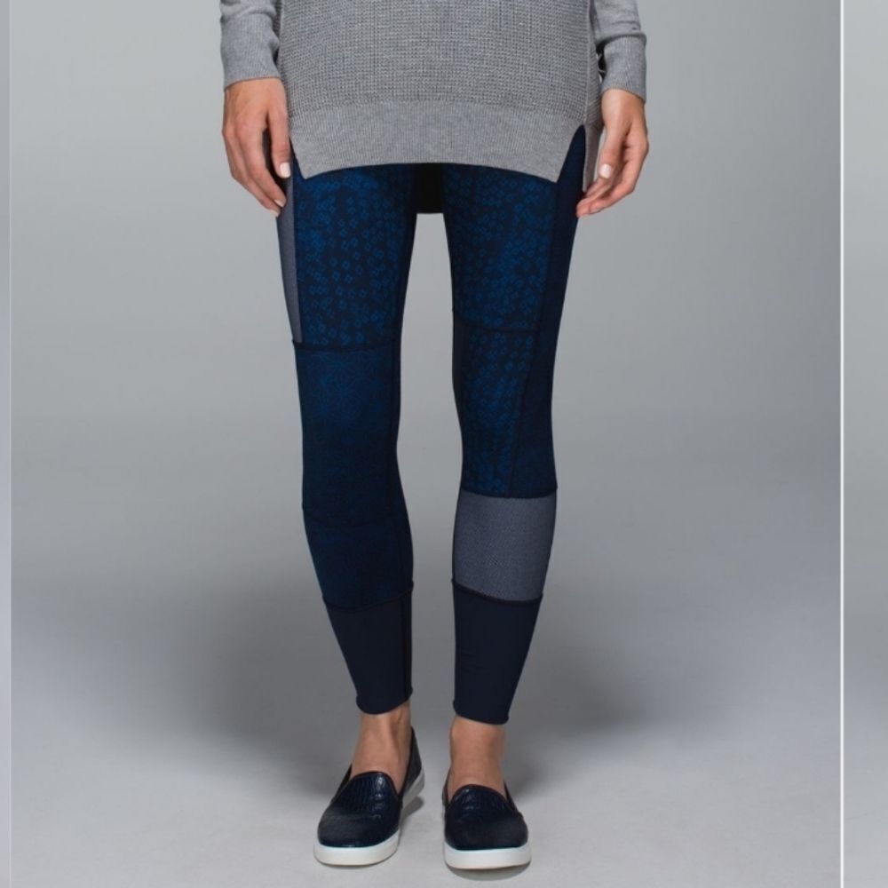 Lululemon Sashiko patchwork wunder under pants Size 4!